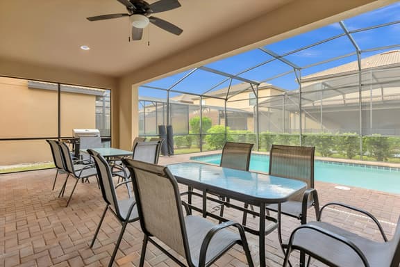 8 Bedrooms/ 6 Bathrooms/ Westside (8909 BC)