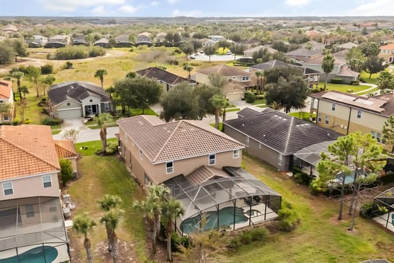 6 Bedrooms / 6.5 Bathrooms / Solterra (4176 OD)