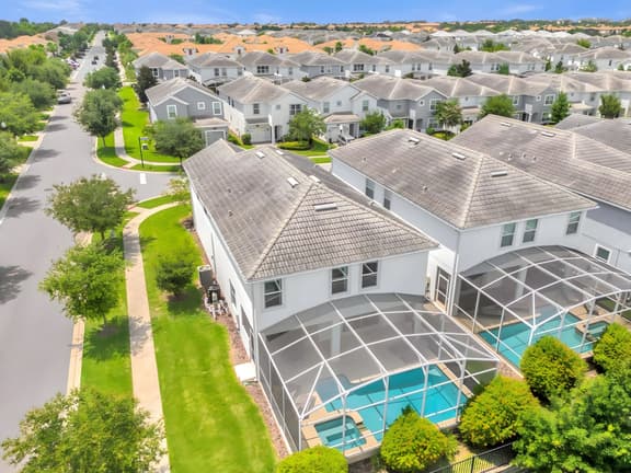 6 Bedrooms/ 5 Bathrooms / Champions Gate  (1593TL)
