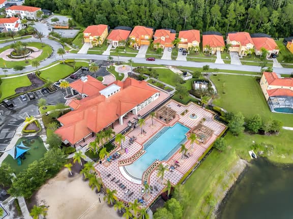 3 Bedrooms / 2.5 Bathrooms / Bella Vida (1030)