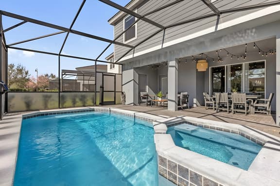 6 Bedrooms / 4.5 Bathrooms / Solterra (7311OL)