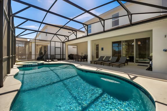 9 Bedrooms/ 7 Bathrooms/ Veranda Palms (2537 SD)