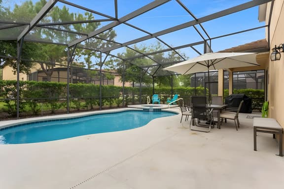 6 Bedrooms/ 5.5 Bathrooms/ Solterra (5271 WW)