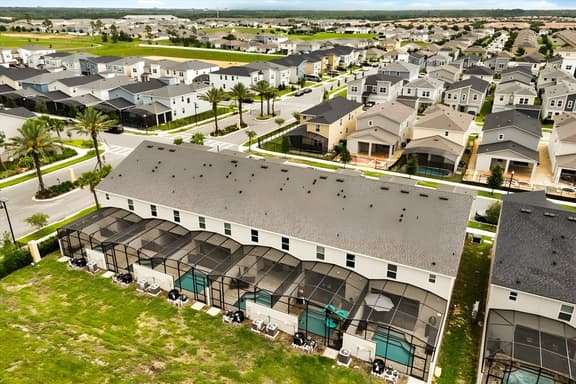 4 Bedrooms / 4.5 Bathrooms/ Solara (2330ZP)