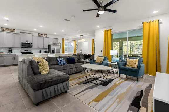 6 Bedrooms/ 5 Bathrooms/ Solara (1889 TP)