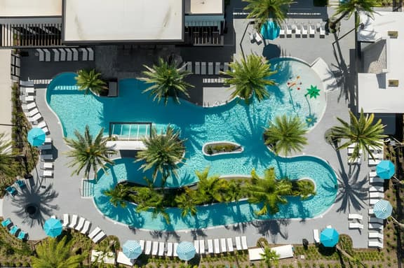5 Bedrooms/5 Bathrooms/ Paradiso Grande (10263 ET)