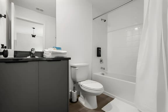3 Bedrooms/3 Baths/ Hub Westside Reserve (8792PD)