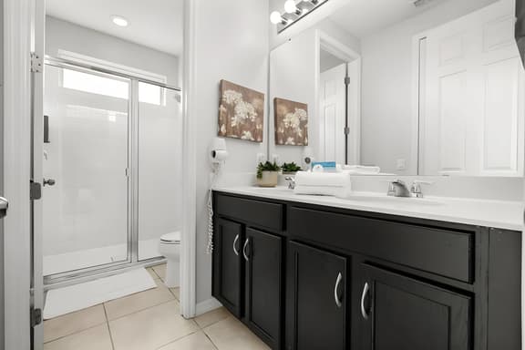 9 Bedrooms/ 6.5 Bathrooms/ Solara (1829CV)