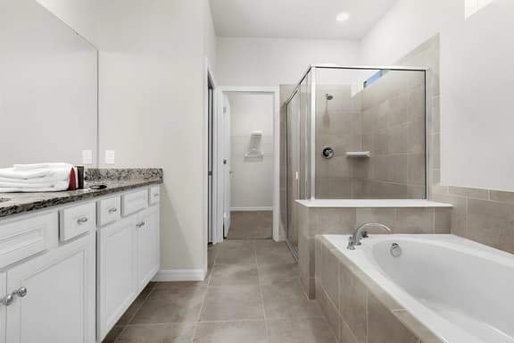 5 Bedroom/ 5.5 Bathroom Windsor Island (3336 LW)