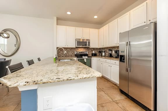 4 Bedrooms/ 3 Bathrooms/ Bella Vida (550 LF)