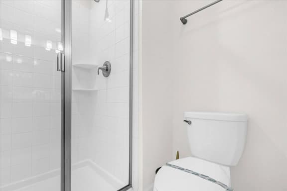 4 Bedrooms/ 3 Bathrooms/ Champions gate (8985 SD)