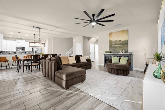 6 Bedroom/ 6 Bathroom Champions Gate (9152 TS)