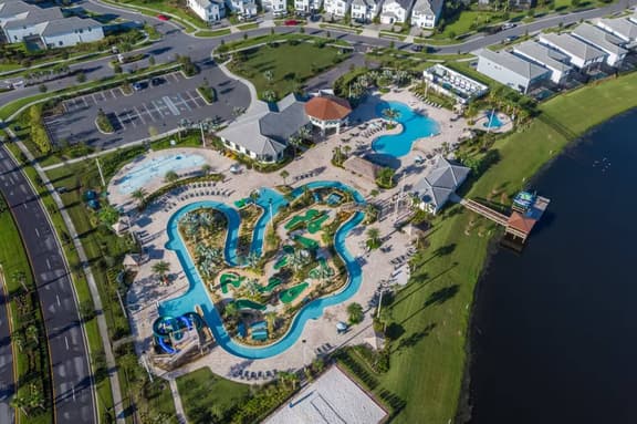 4 Bedrooms/ 3 Bathrooms/ Storey Lake (2617 RT)