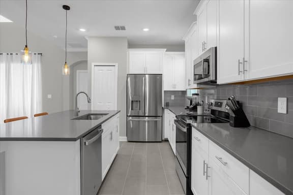 5 Bedroom/ 5 Bathroom/ Champions Gate (9045PT)