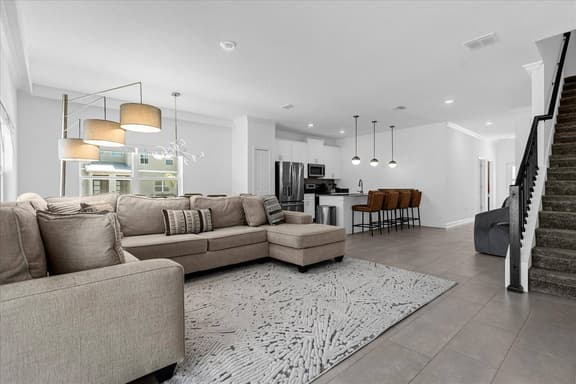 5 Bedroom/ 4 Bathroom/ Storey Lake (2601 SS)