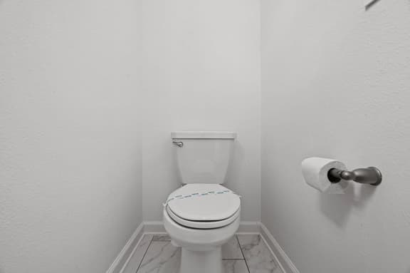 5 Bedrooms/ 5 Bathrooms/ Champions Gate (9169 SH)