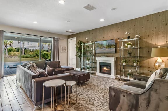8 Bedrooms/ 6.5 Bathrooms/ Encore (7683 FD)
