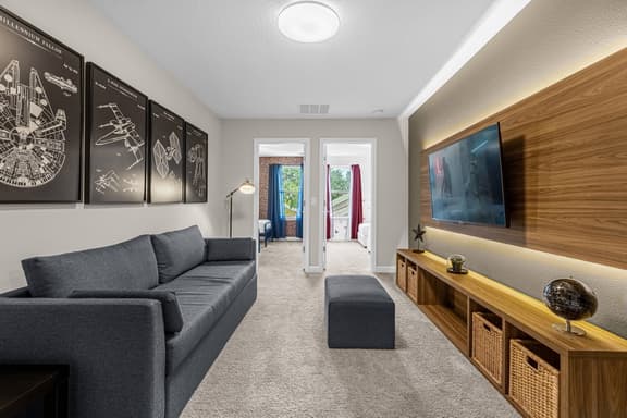 4 Bedroom/ 4 Bathroom Formosa Valley (7973 FV)