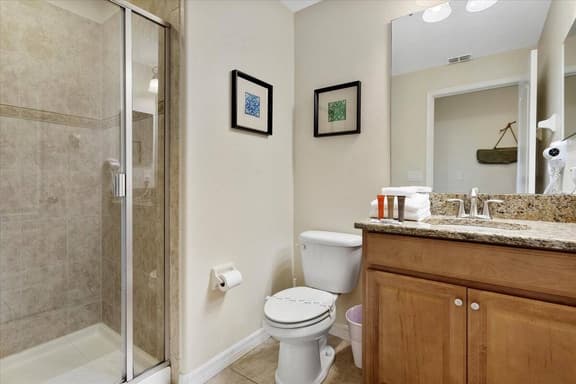 5 Bedrooms / 4 Bathrooms / Paradise Palms (3073 BP)