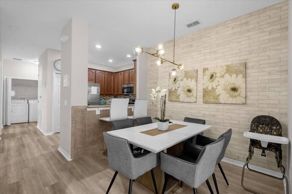 3 Bedrooms / 2 Bathrooms / Oakwater Resort (7528 PW)