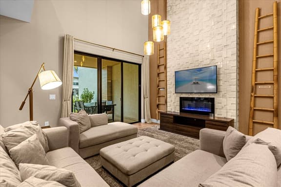4 Bedrooms/ 4.5 Bathrooms/ Magic Village (3082 RW)