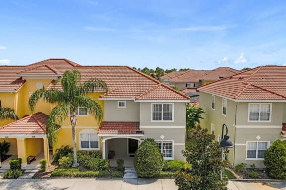5 Bedroom/ 4 Bathroom Paradise Palms (8964 CP)