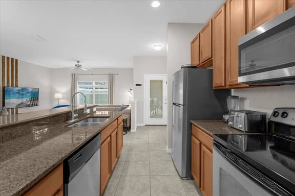 5 Bedrooms / 4 Bathrooms / Paradise (8980 CoP)