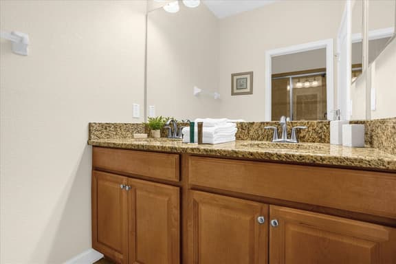 5 Bedroom/ 4 Bathroom/ Paradise Palms (8964CA)