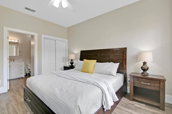 4 Bedrooms/ 3.5 Bathrooms/ Regal Palms (340 MA)
