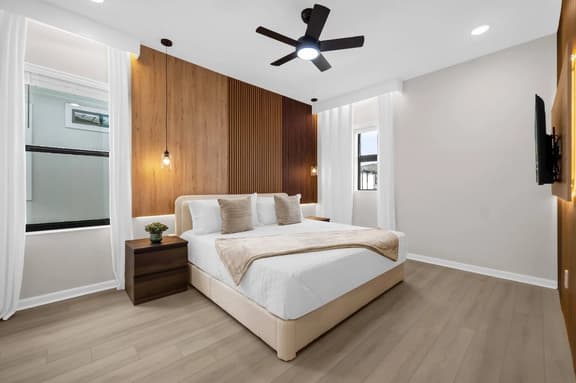 10 Bedrooms/9 Bathrooms / Paradiso Grande (5779HS)