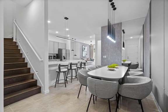 5 Bedrooms/5 Bathrooms/ Paradiso Grande (10424 ET)