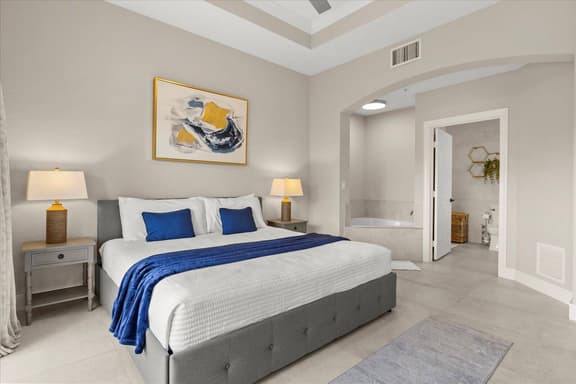 3 Bedrooms/ 3 Bathrooms/ Reunion (7509 SE)