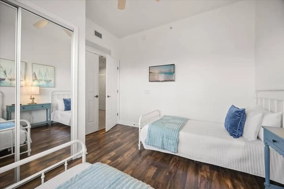 3 Bedrooms/ 2 Bathrooms/ Reunion (7509-303MD)