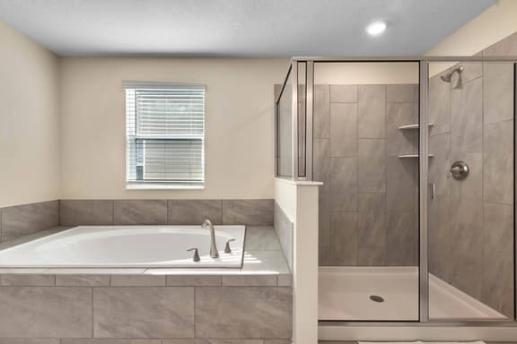 6 Bedrooms / 6 Bathrooms / Storey Lake (2851 BD)