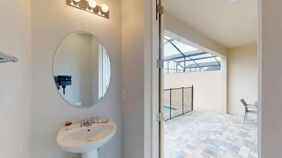4 Bedrooms / 4.5 Bathrooms / Solara (1569 CP)