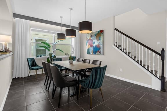 9 Bedroom/ 6.5 Bathroom/ Solara Resort (1580NP)