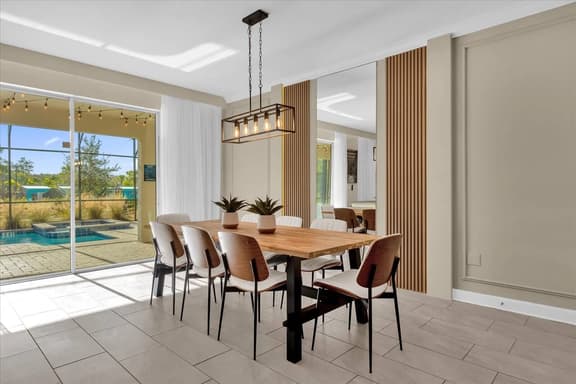 9 Bedrooms/ 5 Bathrooms/ Storey Lake (2742OW)