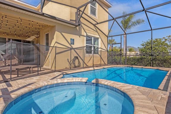 7 Bedrooms/ 6.5 Bathrooms/ Solara Resort (1502 SR)