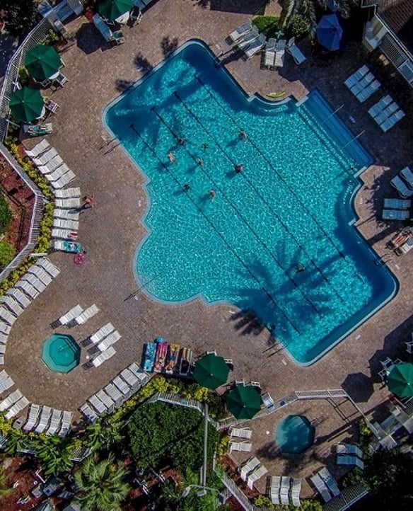 Resort Swimming Pool & Spa